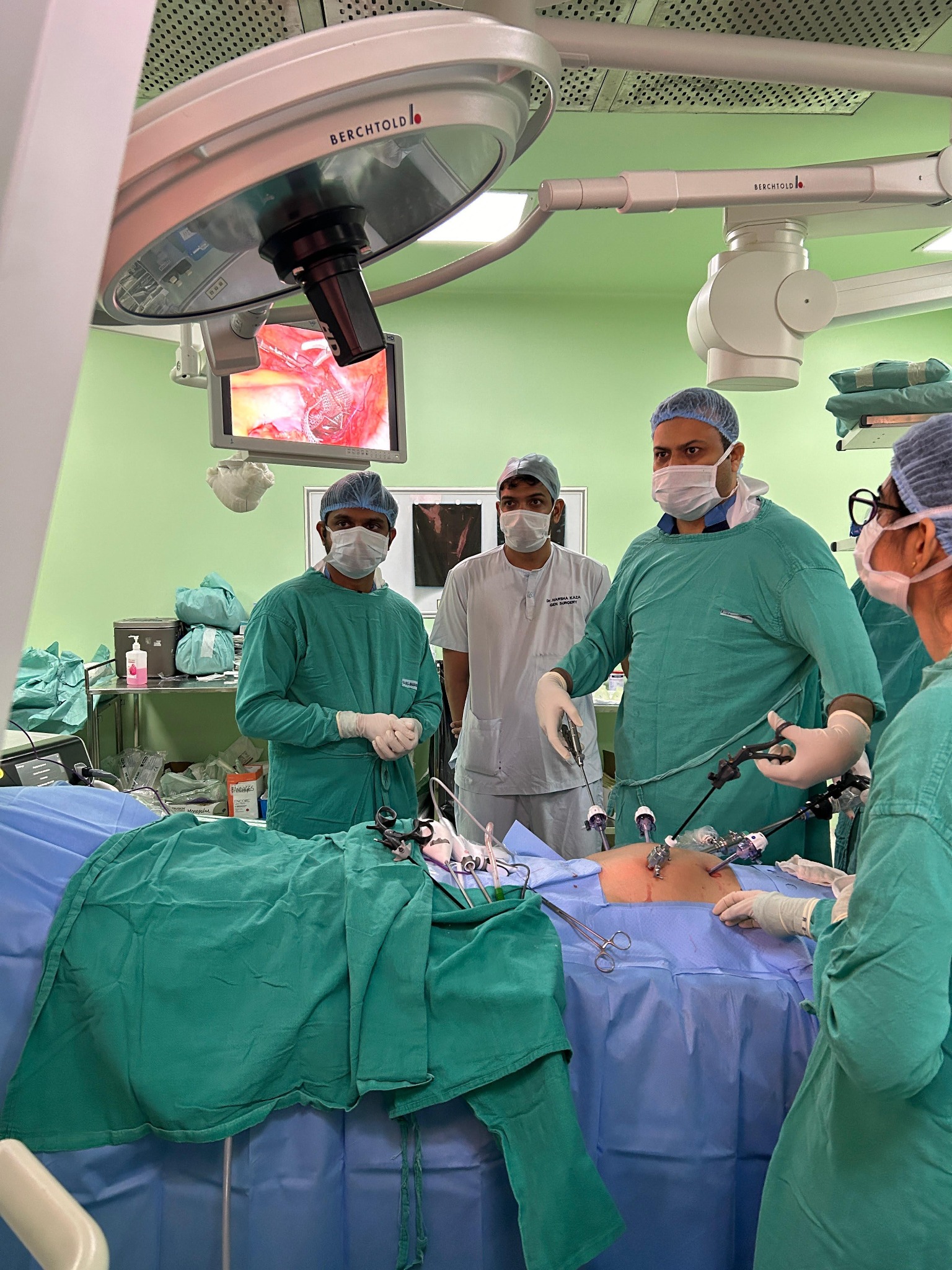 Operation theatre team Dr. Vikeerna Bharti Ranchi